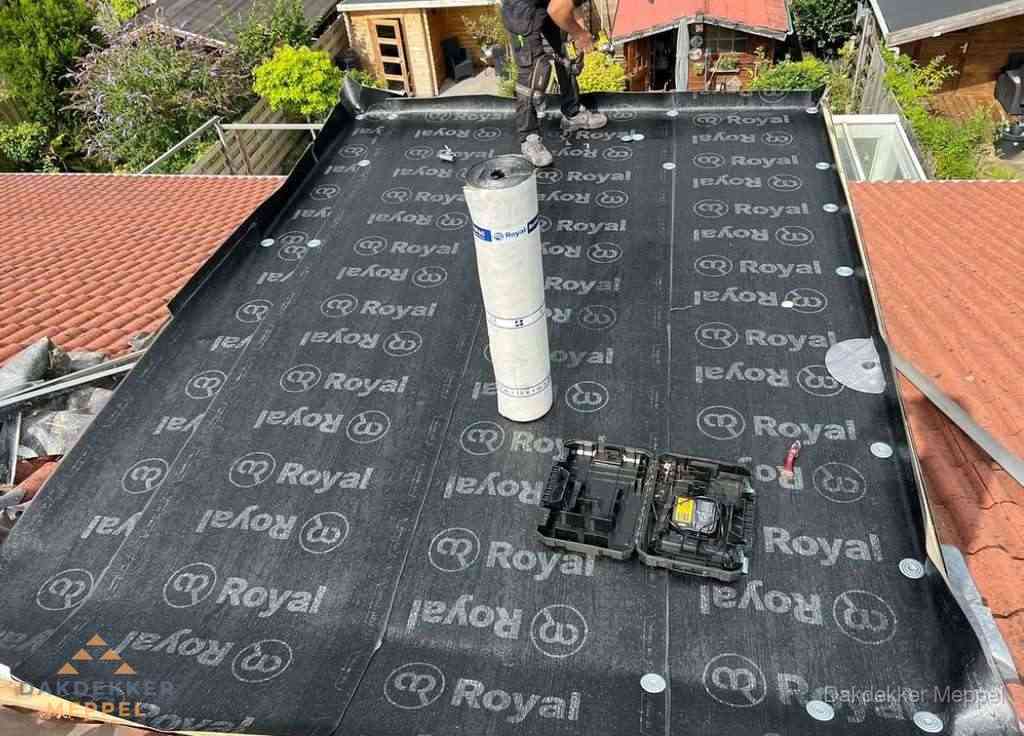 Dakrenovatie met Royal onderdak op plat dak in Meppel